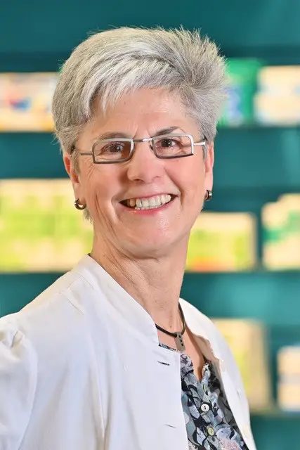 Elisabeth Litzenbauer, Apothekerin